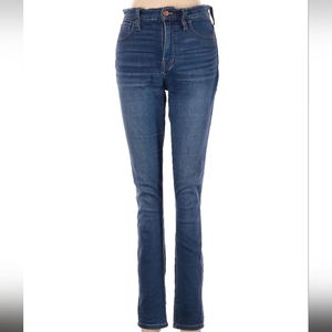 Madewell Jeans very good condition, no stains, no bagging, or wear spots on any.